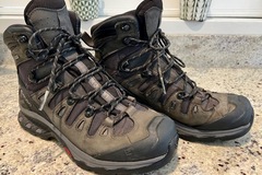 Winter sports: Salomon Snow / Hiking Boots
