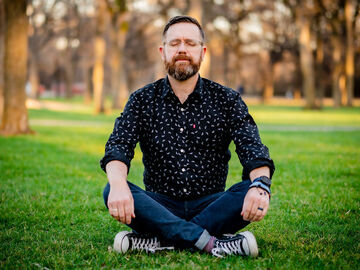 Wellness Session Single: Mindfulness for Anxiety Relief and Clarity with Benjamin