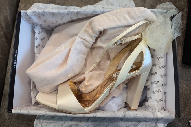 Mischka heels cheap