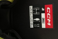 Verkaufen mit Online-Zahlungen: Nagelneue Ungetragene Eishockeyhose CCM Tacks AS580 JR Small