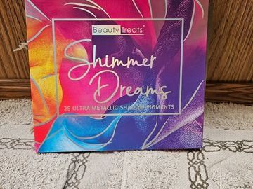 Bulk Lots: Eyeshadow & makeup brush lot