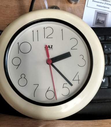 Porte-bougie métal offert pour achat d'un objet
