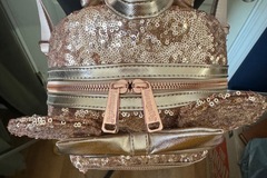 Selling with online payment: Rose Gold Sequin Minnie Loungefly Backpack