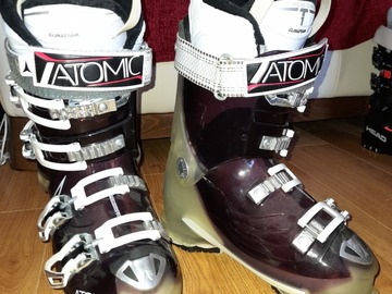 Winter sports: Atomic hawx 90 ski boots