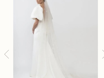Selling: Karen Willis Holmes Shelby Wedding Gown - Size 8