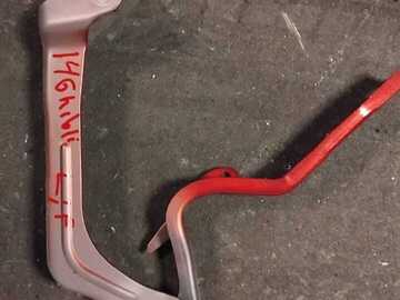 Selling with online payment: 14 - 20 MASERATI GHIBLI - HOOD HINGE