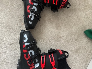 Winter sports: Rossignol ski boots