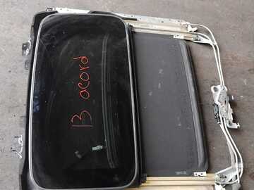 Selling with online payment: 13 - 17 HONDA ACCORD - SUNROOF