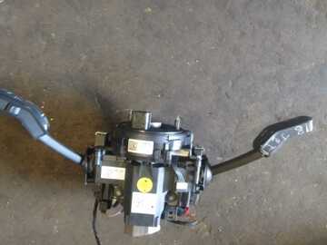 Selling with online payment: 11 - 18 VOLKSWAGEN JETTA - STEERING COLUMN