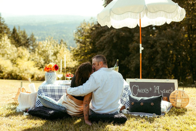 Luxury Picnics & Proposals