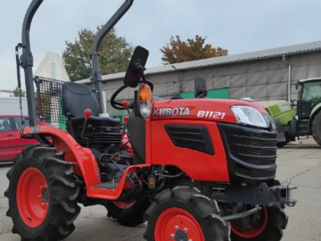 À louer: Mini-tracteur Kubota B1121 pour aménagement paysager