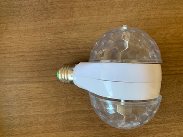 Bulk Lots: Party light LED spin disco light bulb 6W 10 unit