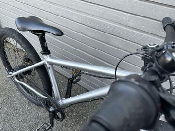 Used 24 inch bikes for sale on sale
