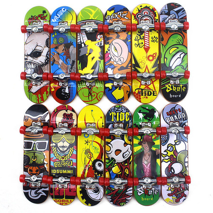 200pcs - Real Skateboard Collectible Mini Skateboard