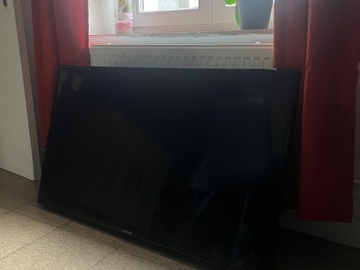 À vendre: Lot de 3 Télévision Casée 