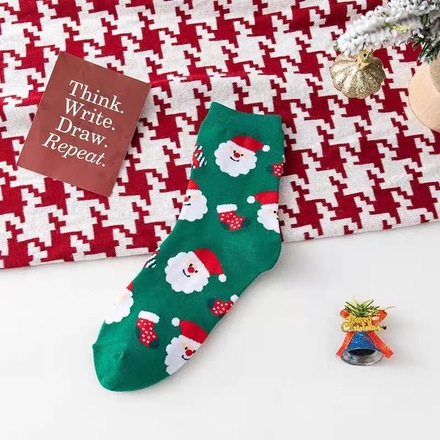 100 pairs of Christmas cartoon snowman and elk socks