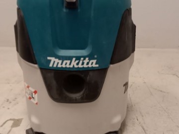 À louer: Aspirateur Makita 