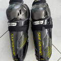 Verkaufen mit Online-Zahlungen: Bauer Supreme S150 Schienbeinschoner