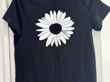 Selling: Tee