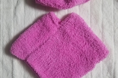 Vente au détail: Poncho et bonnet rose : 3 mois