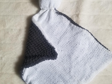 Vente au détail: Doudou mouchoir blanc et noir