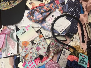 Bulk Lots: 300 PC Hair Accessories Scunci Goody 