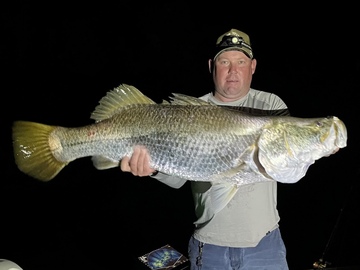 Charter Services: Lake Tinaroo Barra Fishing Boat Hire - Half Day
