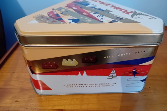 Boîte vide en métal Toblerone - déco Noël - Etat neuf