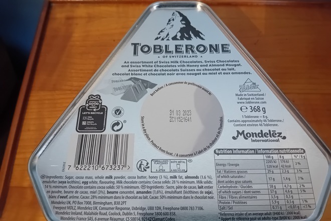 Boîte vide en métal Toblerone - déco Noël - Etat neuf