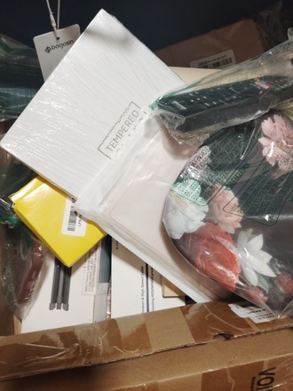 ALL NEW ELECTRONICS MYSTERY BOX PLUS FREE SHIPPING INCLUDED!!