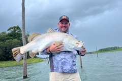 BareBoat Rental: Lake Tinaroo Barra Fishing Boat Hire - Full Day 