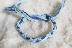 Vente au détail: Bracelet d'amitié nuance de bleu