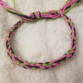 Vente au détail: Bracelet d'amitié vert, rose et gris