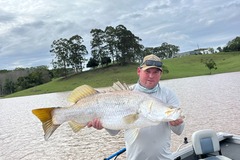 BareBoat Rental: Lake Tinaroo Barra Fishing - Full Day & No Licence