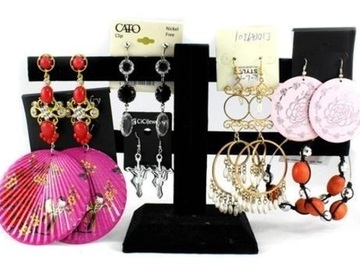 Bulk Lots: 700+ Pairs Women's Dangling Earrings Clearance - Retail $7,806.23