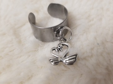 Vente au détail: Bague réglable avec breloque cygnes 