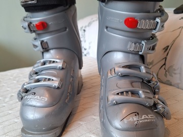 Winter sports: Head Ladies C7 boots