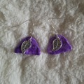 Vente au détail: Boucles d'oreilles violet feuille 