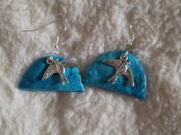 Vente au détail: Boucles d'oreilles bleues oiseau 