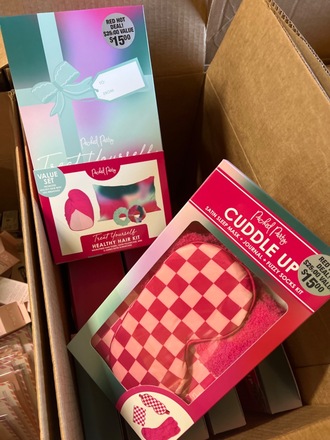 100PC Drugstore Health & Beauty Lot - FREE SHIPPING