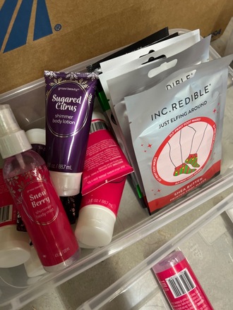 100PC Drugstore Health & Beauty Lot - FREE SHIPPING