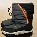 Winter sports: Older Kids Geox snow-boots size 4