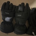 Winter sports: 2pairs wedze kids ski gloves 