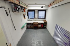 Renting out: Private workshop studio for messy and noisy work