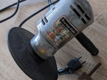 Te huur : Ponceuse électrique à louer 