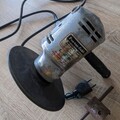 À louer: Ponceuse électrique à louer 