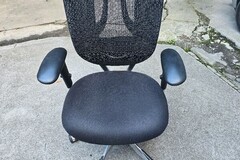 À vendre: Chaise de bureau ergonomique en très bon état