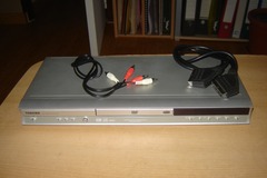 À donner: Donne lecteur DVD Toshiba SD-433E