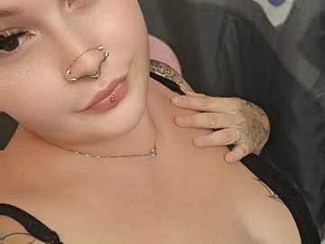 Naked Cleaners USA: Ash's Tattooed cleaning 