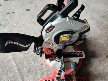 À vendre: Scie à onglet Einhell TC-MS 2112